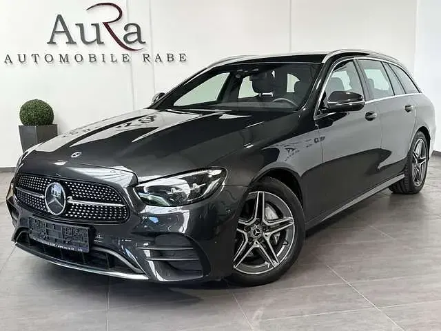 Gebraucht Mercedes E220 AMG line 220 PS (161 kW) 2022 Graphitgrau Kombi