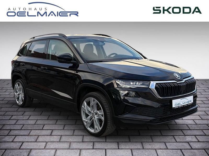 Gebraucht Skoda Karoq Style 150 PS (110 kW) 2022 Schwarzmagic perleffekt (metallic) SUV