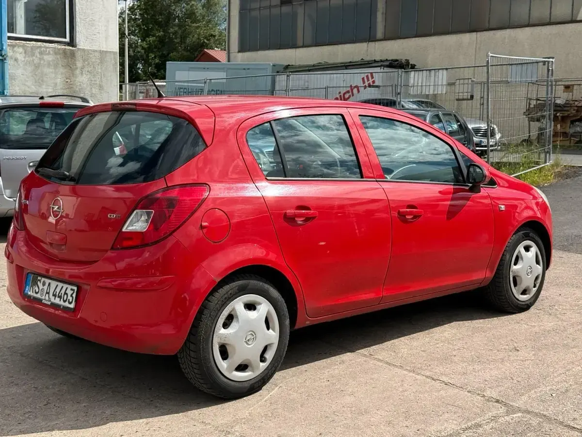 Gebraucht Opel Corsa 95 PS (69 kW) 2008 Rot Kleinwagen