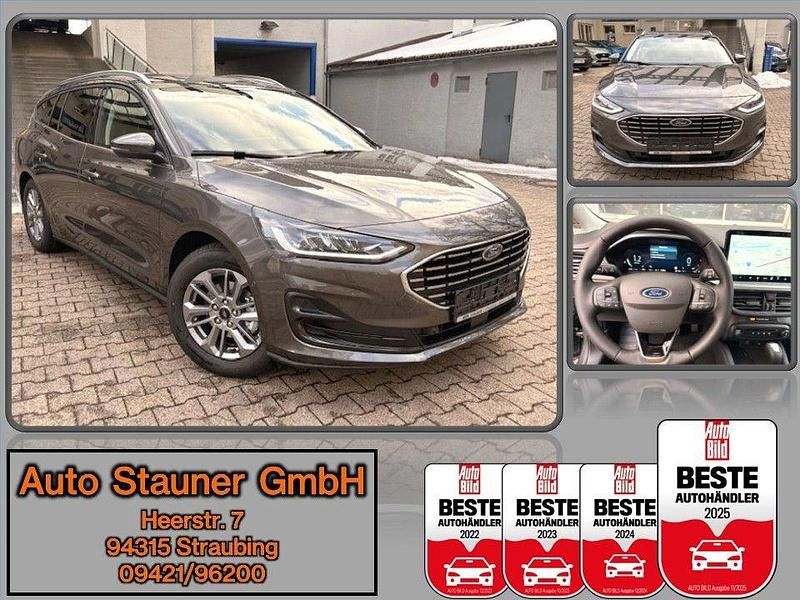 Grau Neu 2026 Ford Focus Titanium X Limousine | 29.980 € (Guter Preis) - Bild 1/4
