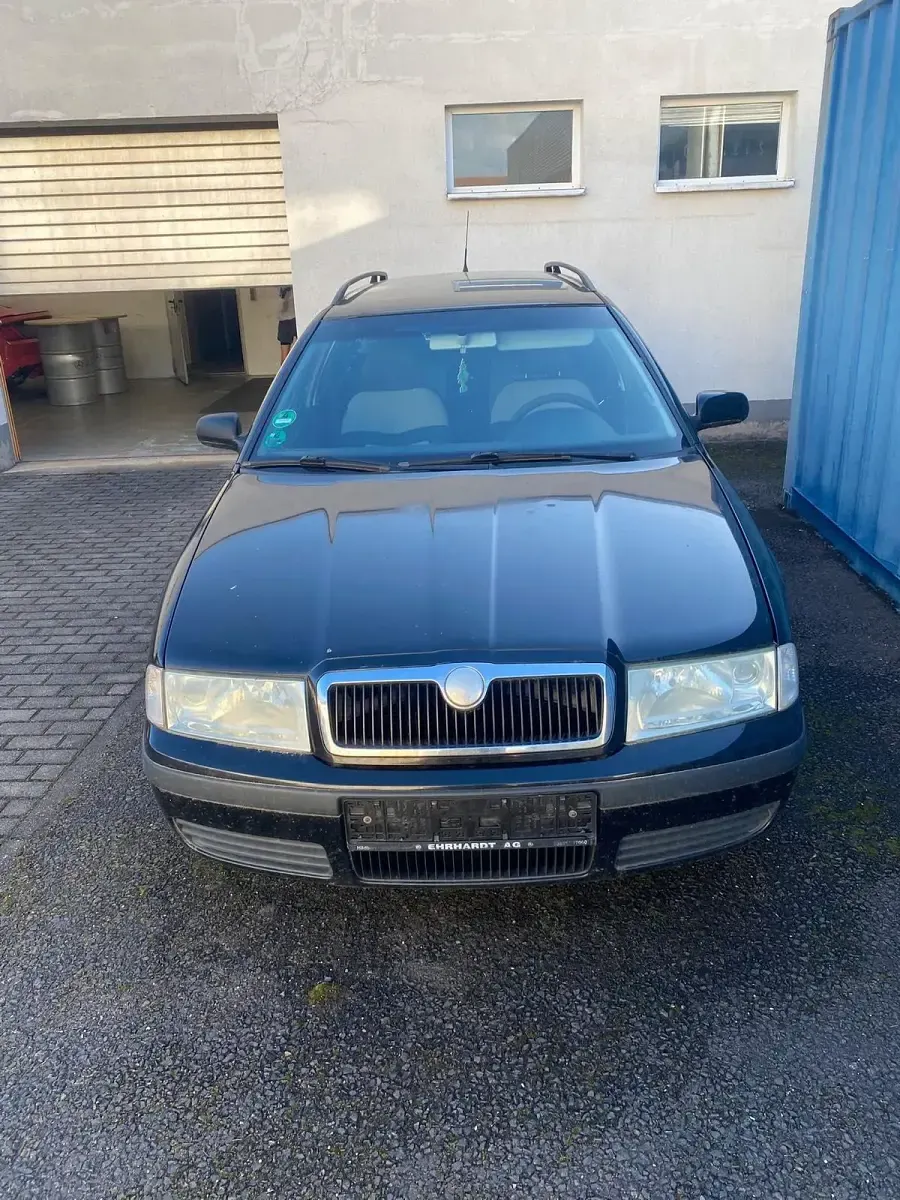 Używany Skoda Octavia 101 KM (74 kW) 2003 Niebieski Kombi