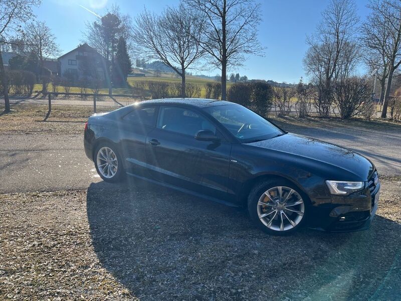 Schwarz Gebraucht 2016 Audi A5 Sport Coupé | 21.999 € - Bild 1/4