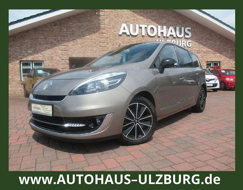 Braun Gebraucht 2013 Renault Scénic III Bose Edition Van / Kleinbus | 5.900 € (Superpreis) - Bild 1/4