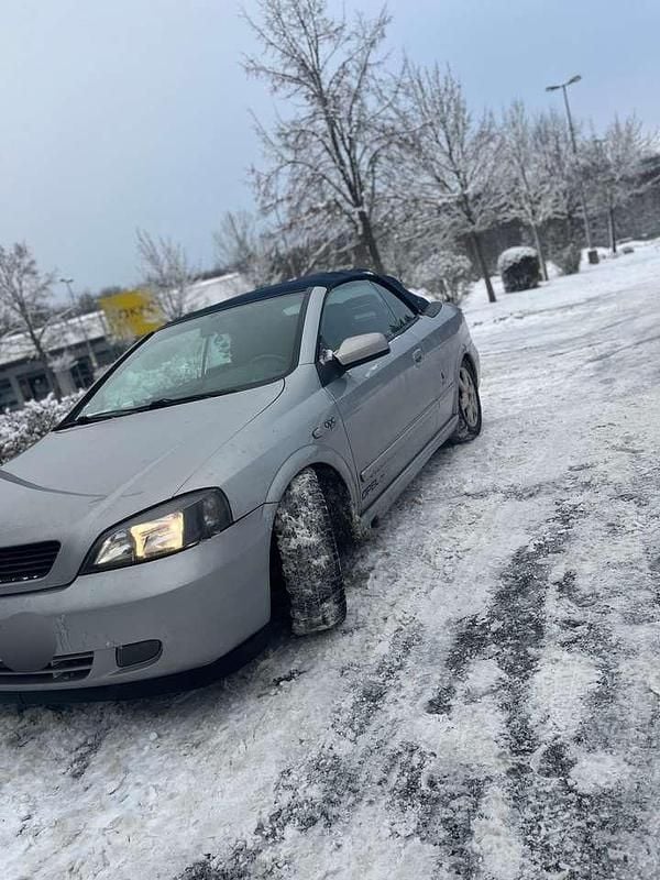 Gebraucht 2001 Opel Astra Sport Limousine | 999 € (Guter Preis) - Bild 1/4