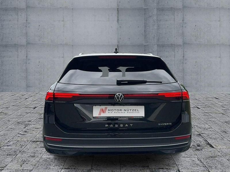 Neu VW Passat Business 272 PS (200 kW) 2025 Schwarz Limousine