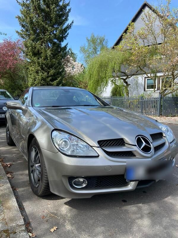 Grau Gebraucht 2008 Mercedes SLK200 Cabrio | 9.999 € (Fairer Preis) - Bild 1/4