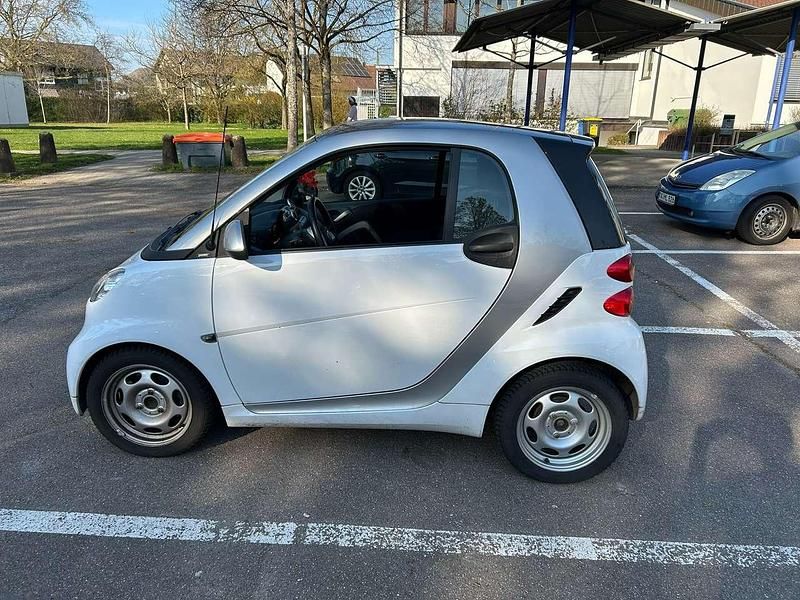 Gebraucht Smart ForTwo Coupé Passion 71 PS (52 kW) 2012 Weiß Coupé