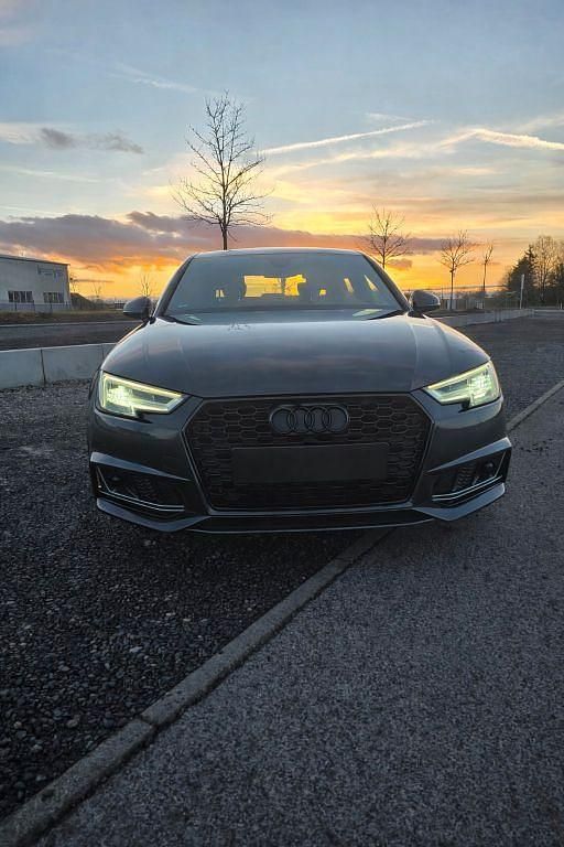 Gebraucht Audi A4 S-Line 190 PS (139 kW) 2016 Grau Limousine