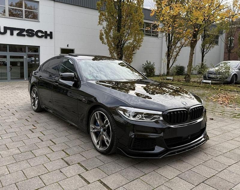 Schwarz Gebraucht 2018 BMW M550 Sport Line Limousine | 40.999 € (Etwas zu teuer) - Bild 1/4