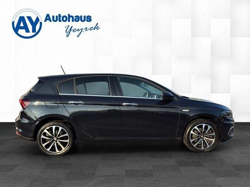 Gebraucht Fiat Tipo 130 PS (95 kW) 2018 Schwarz Kleinwagen