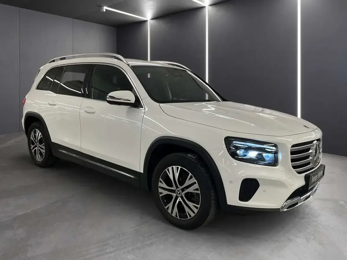 Gebraucht Mercedes GLB200 Progressive 163 PS (119 kW) 2025 Weiß SUV
