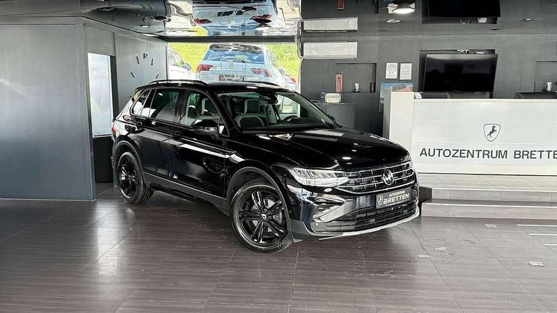 Schwarz Gebraucht 2022 VW Tiguan Life SUV | 29.900 € (Fairer Preis) - Bild 1/3
