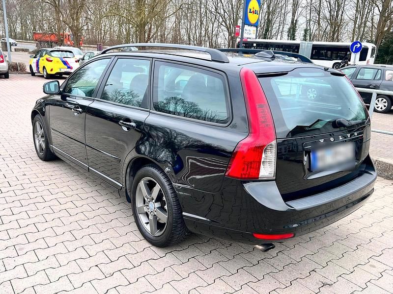 Gebraucht Volvo V50 180 PS (132 kW) 2009 Schwarz Kombi