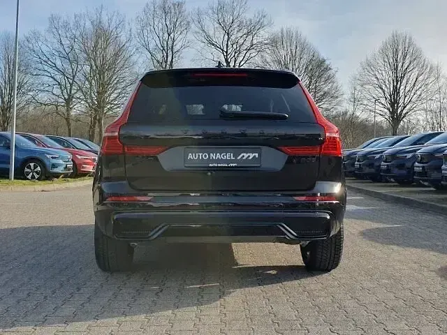 Second-hand Volvo XC60 Ultra 250 CP (183 kW) 2024 Negru SUV