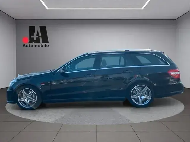 Gebraucht Mercedes E63 AMG AMG 525 PS (386 kW) 2010 Obsidianschwarz  metallicla (metallic) Kombi