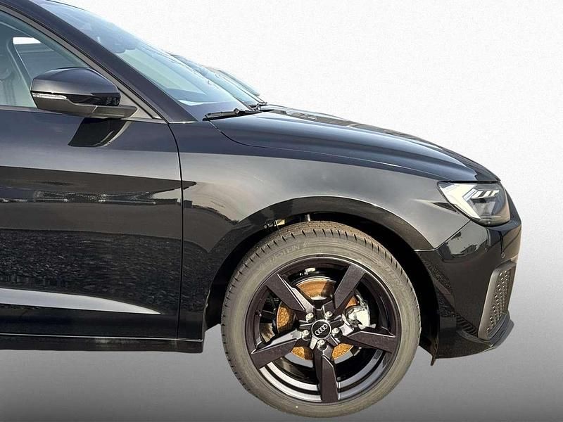 Neu Audi A1 Sport 116 PS (85 kW) 2025 Mythosschwarz metallic Kleinwagen
