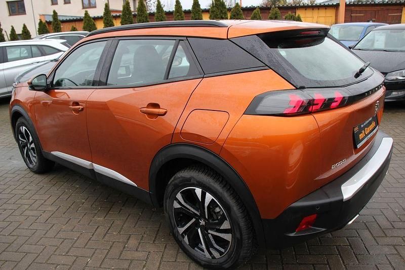 Gebraucht Peugeot 2008 Allure 131 PS (96 kW) 2020 Orange SUV