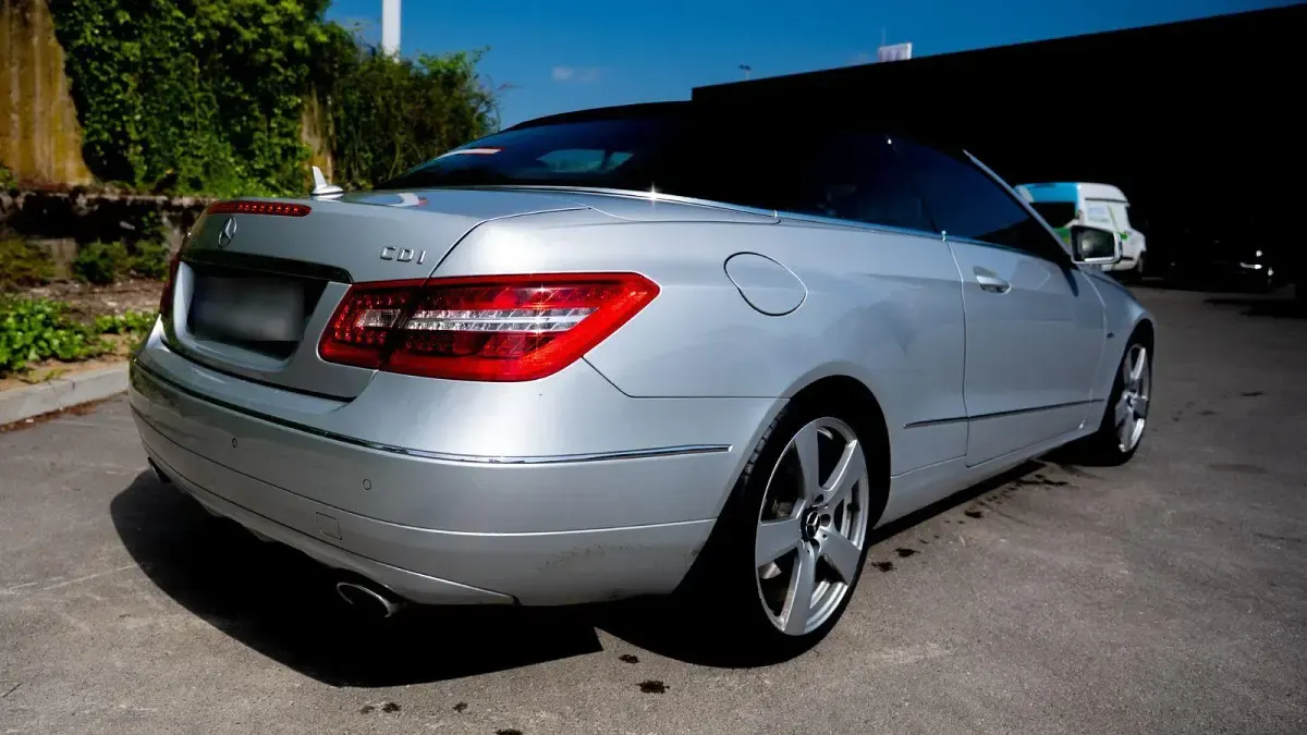 Gebraucht Mercedes E350 265 PS (194 kW) 2010 Silber Cabrio