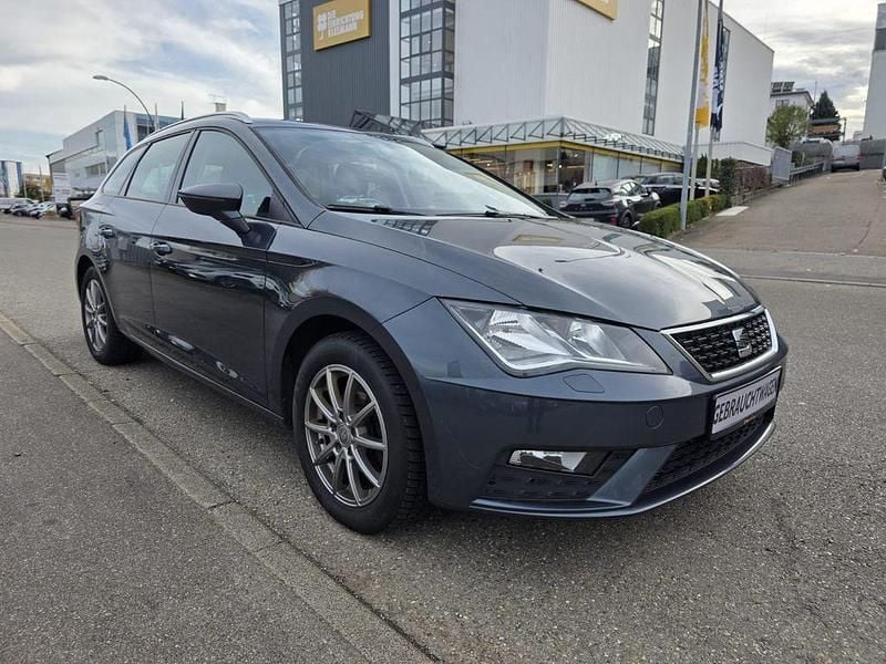 Grau Gebraucht 2019 Seat Leon ST Style Kombi | 6.990 € (Etwas zu teuer) - Bild 1/4