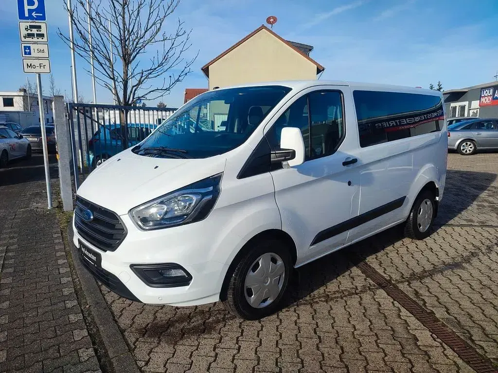 Gebraucht Ford Transit Custom 105 PS (77 kW) 2018 Weiß Van / Kleinbus