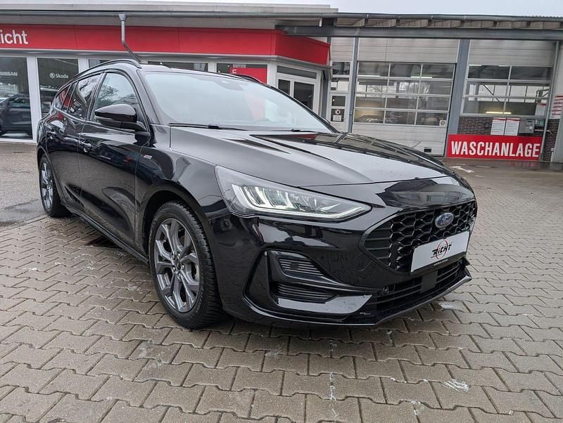 Gebraucht Ford Focus ST-Line 155 PS (114 kW) 2024 Obsidianschwarz metallic Kombi