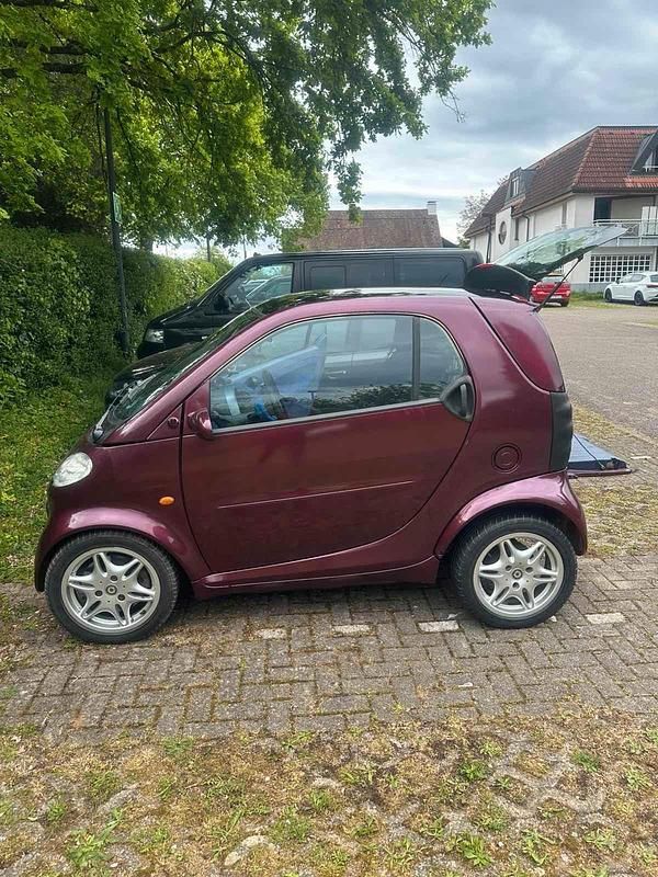Rot Gebraucht 2000 Smart ForTwo Coupé Coupé | 1.400 € (Fairer Preis) - Bild 1/4