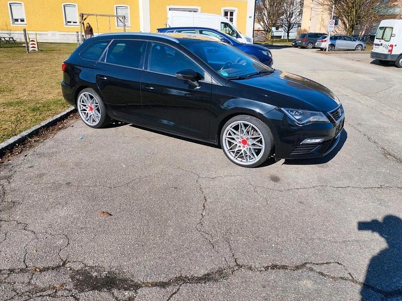 Second-hand Seat Leon FR 180 CP (132 kW) 2017 Negru Break