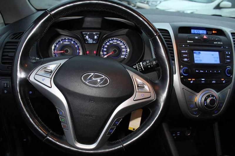 Gebraucht Hyundai ix20 90 PS (66 kW) 2017 Schwarz Kleinwagen