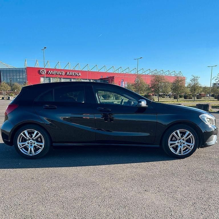 Gebraucht Mercedes A220 170 PS (125 kW) 2014 Schwarz Limousine