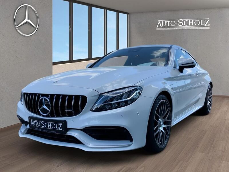 Weiß Gebraucht 2023 Mercedes C63 AMG AMG Coupé | 77.455 € (Etwas zu teuer) - Bild 1/4