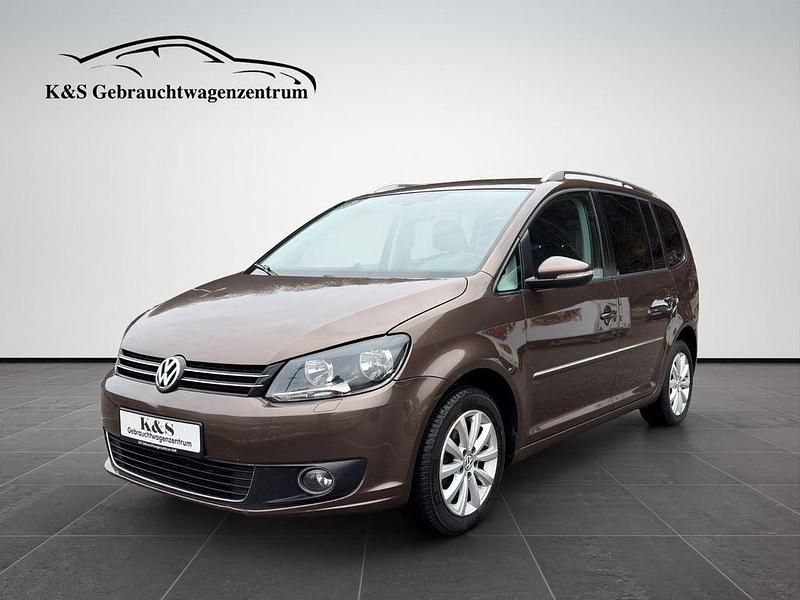 Gebraucht VW Touran Highline 140 PS (102 kW) 2011 Braun Van / Kleinbus