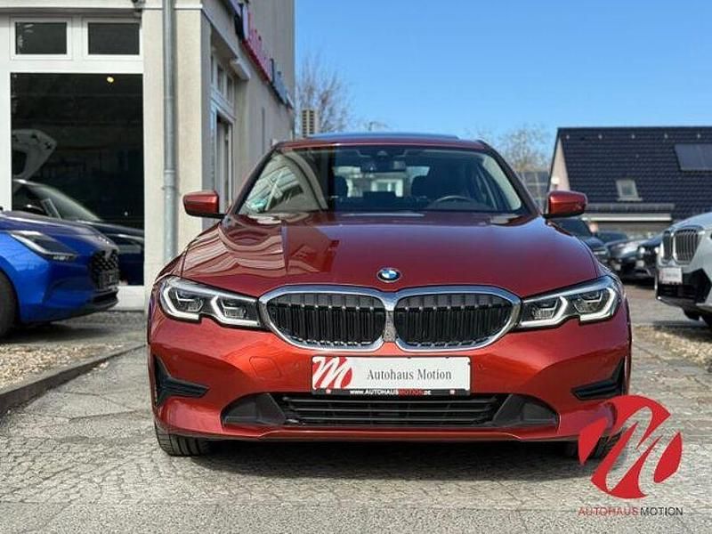 Gebraucht BMW 318 Advantage 150 PS (110 kW) 2019 Orange Limousine