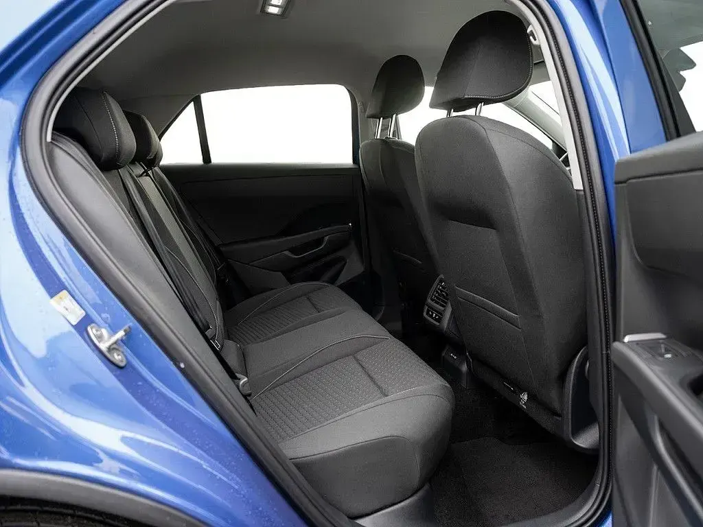 Gebraucht VW T-Roc Life 150 PS (110 kW) 2025 Blau SUV