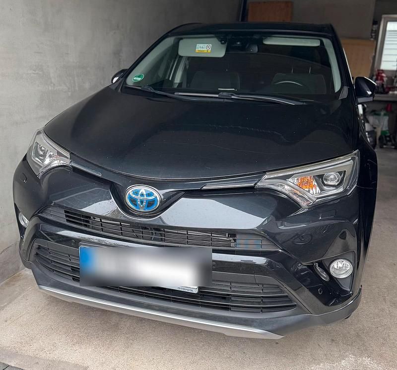 Schwarz Gebraucht 2017 Toyota RAV4 Hybrid Edition-S SUV | 23.000 € (Fairer Preis) - Bild 1/2