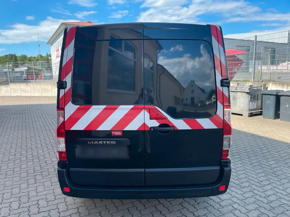 Gebraucht Renault Master 125 PS (91 kW) 2016 Schwarz Van