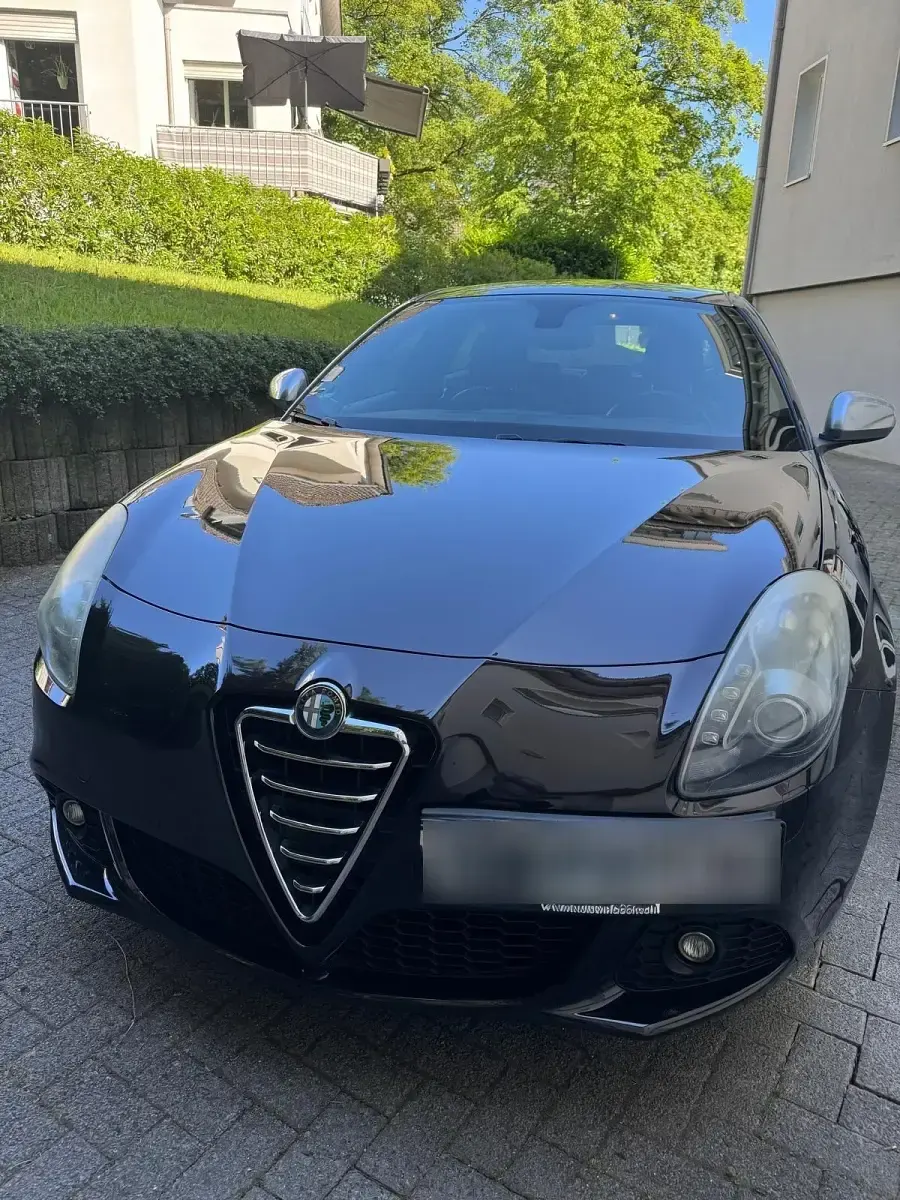 Gebraucht Alfa Romeo Giulietta 170 PS (125 kW) 2010 Schwarz Kleinwagen
