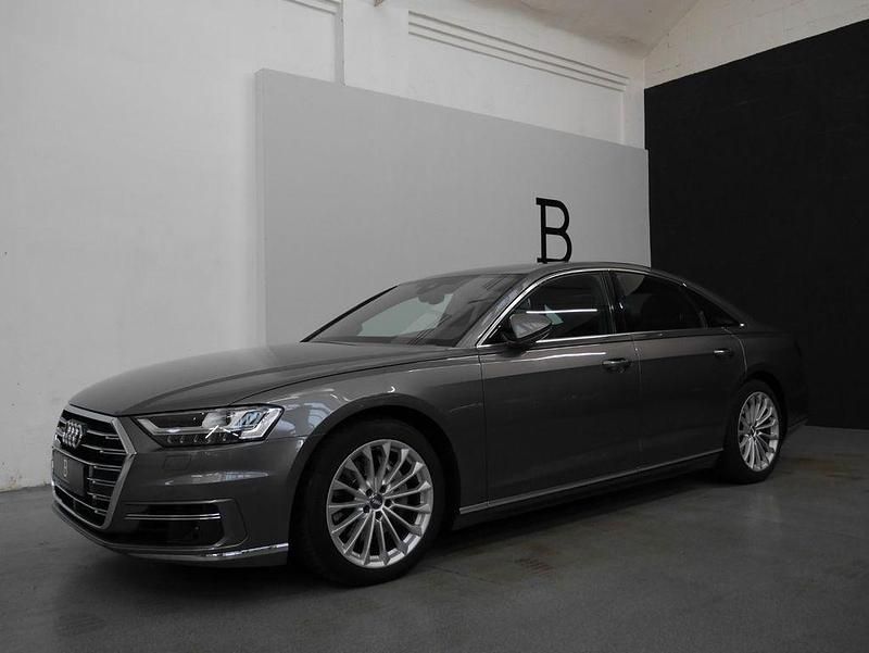 Grau Gebraucht 2018 Audi A8 Sport Limousine | 42.990 € (Superpreis) - Bild 1/4