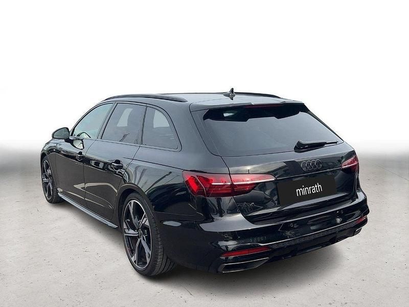 Gebraucht Audi A4 S-Line 163 PS (119 kW) 2024 Schwarz Kombi