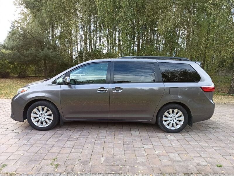 Gebraucht Toyota Sienna Limited 269 PS (197 kW) 2016 Grau Van / Kleinbus