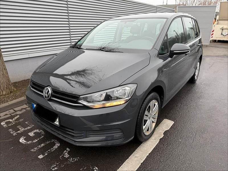 Grau Gebraucht 2018 VW Touran Van / Kleinbus | 14.800 € (Superpreis) - Bild 1/4
