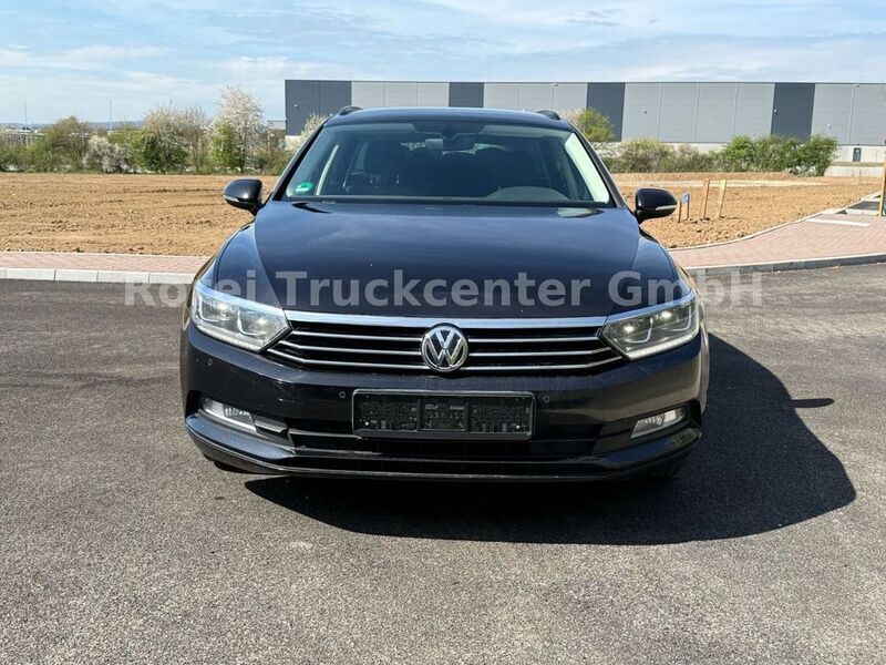 Gebraucht VW Passat Trendline 120 PS (88 kW) 2016 Schwarz Kombi