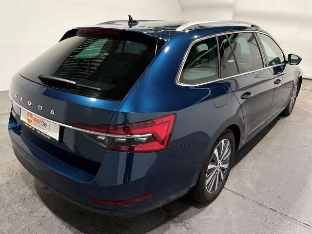 Gebraucht Skoda Superb Style 150 PS (110 kW) 2023 Blau Kombi