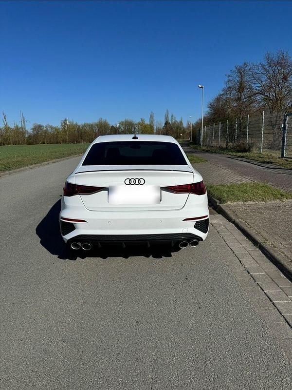 Gebraucht Audi S3 Sport 310 PS (228 kW) 2021 Weiß Limousine