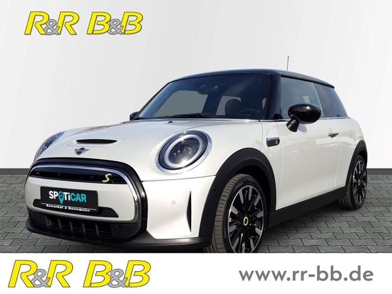 Gebraucht Mini Cooper 135 kW (184 PS) 2022 White silver (metallic) Kleinwagen