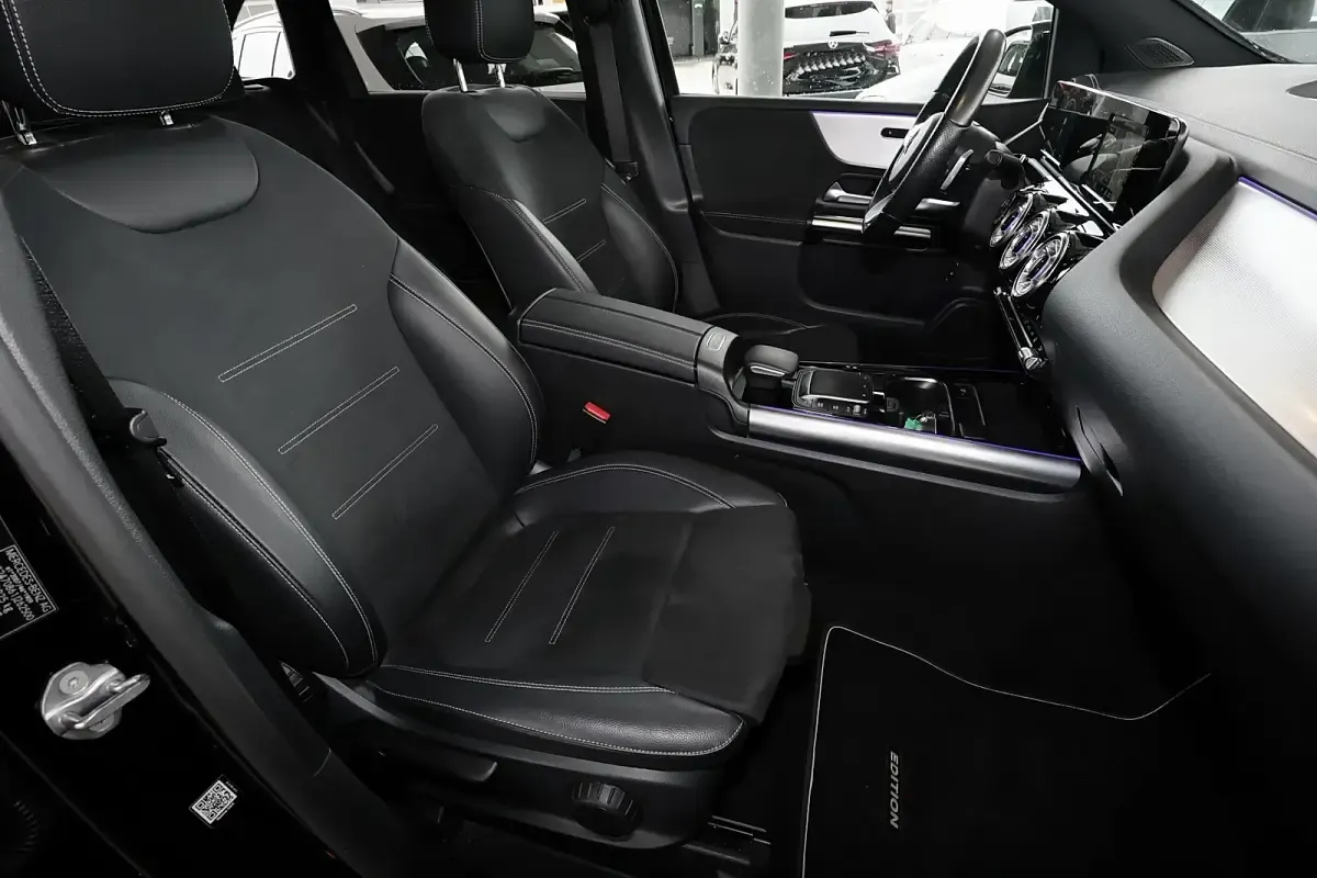 Gebraucht Mercedes B250e AMG 160 PS (117 kW) 2021 Unilack nachtschwarz Van / Kleinbus