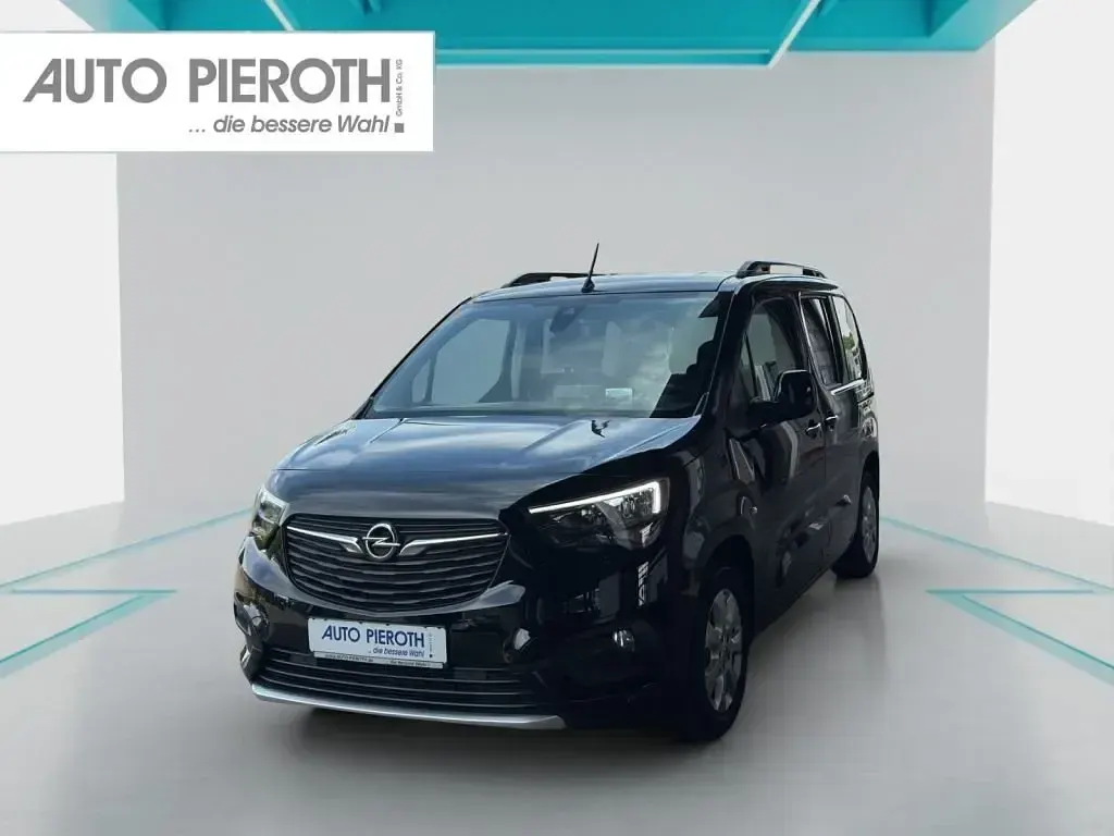 Gebraucht Opel Combo-e Life Ultimate 100 kW (136 PS) 2023 Van / Kleinbus