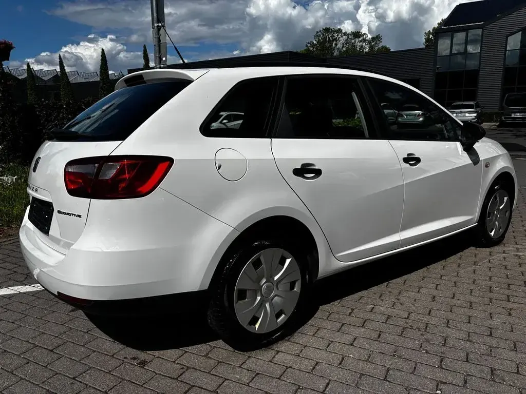 Gebraucht Seat Ibiza Reference 75 PS (55 kW) 2015 Weiß Limousine