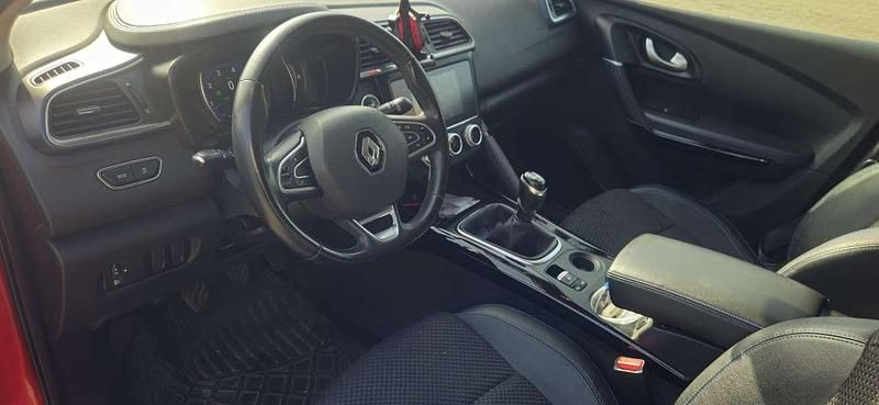 Gebraucht Renault Kadjar LIMITED 140 PS (102 kW) 2020 Rot SUV