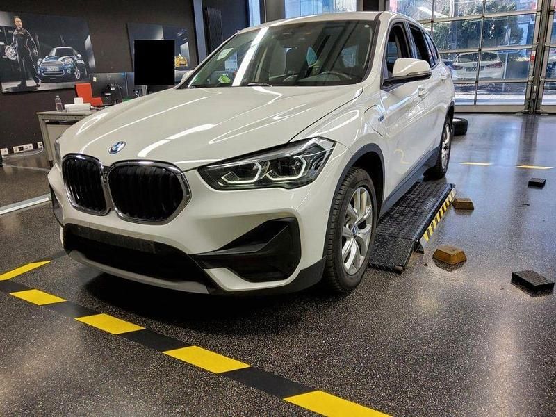 Gebraucht BMW X1 220 PS (161 kW) 2022 Weiß SUV