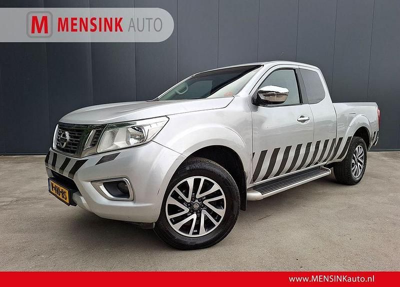 Silber Gebraucht 2016 Nissan Navara N-Connecta Abholung | 18.700 € (Guter Preis) - Bild 1/4